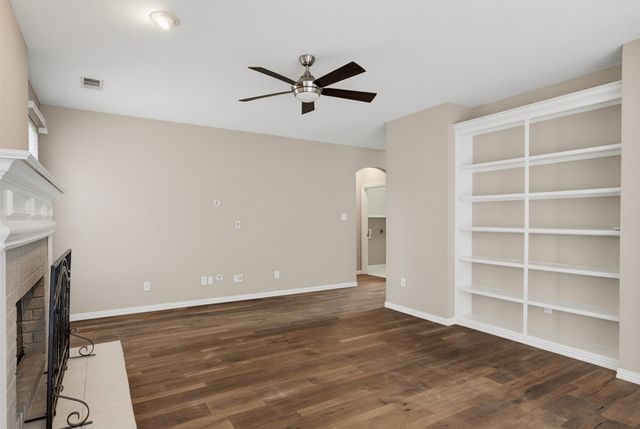 2421 Hunters Run, Flower Mound, TX 75028