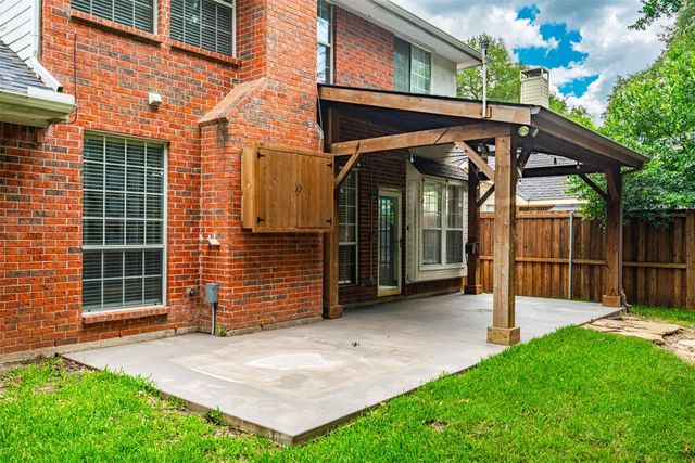 2421 Hunters Run, Flower Mound, TX 75028