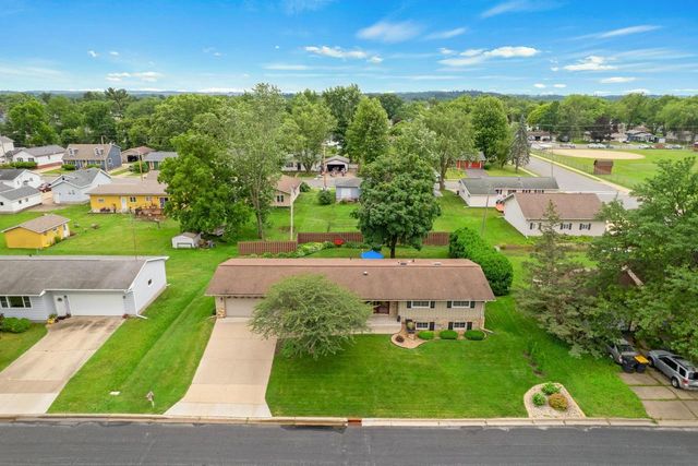 512 Circle Street, Tomah, WI 54660