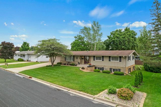 512 Circle Street, Tomah, WI 54660