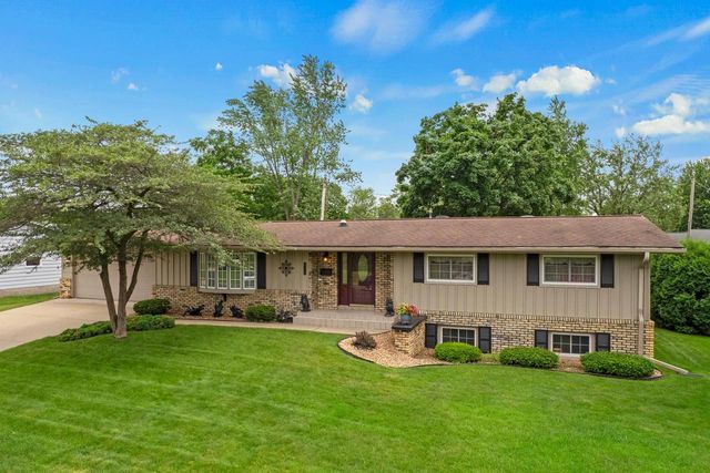 512 Circle Street, Tomah, WI 54660