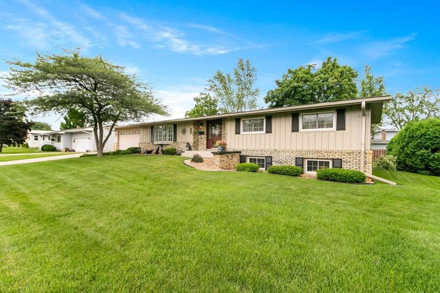 512 Circle Street, Tomah, WI 54660