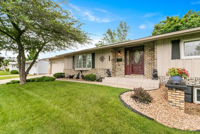 512 Circle Street, Tomah, WI 54660