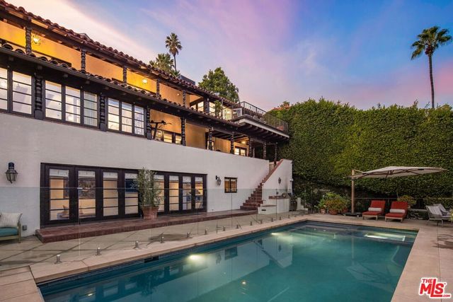 4778 Bonvue Avenue, Los Angeles, CA 90027
