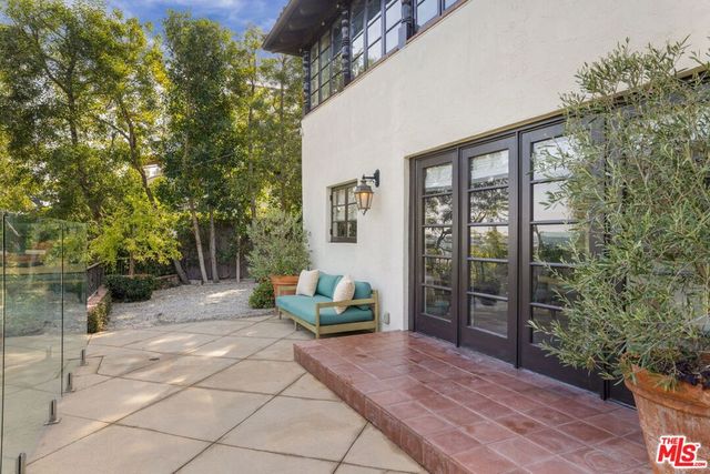 4778 Bonvue Avenue, Los Angeles, CA 90027
