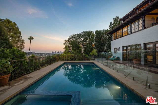 4778 Bonvue Avenue, Los Angeles, CA 90027