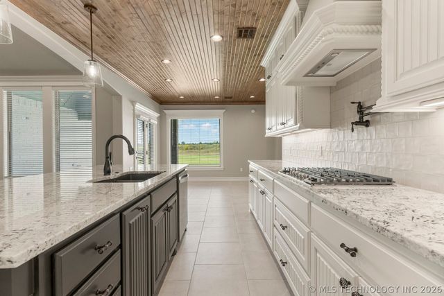 14272 S Delaware Place S, Bixby, OK 74008