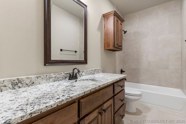 14272 S Delaware Place S, Bixby, OK 74008