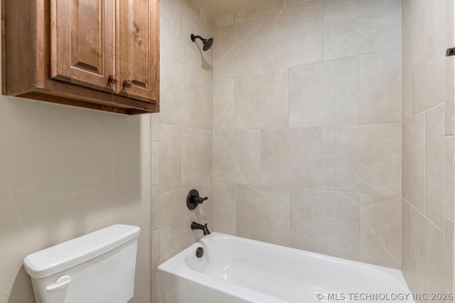 14272 S Delaware Place S, Bixby, OK 74008