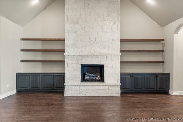 14272 S Delaware Place S, Bixby, OK 74008