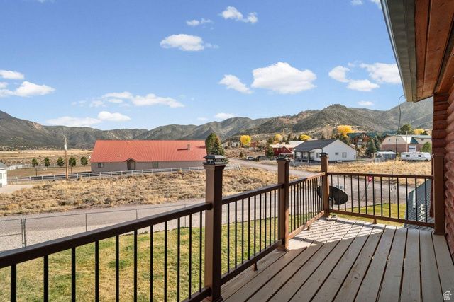 880 W MAIN ST, Pine Valley, UT 84781