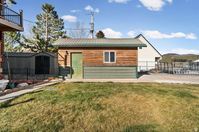 880 W MAIN ST, Pine Valley, UT 84781