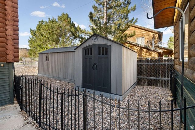 880 W MAIN ST, Pine Valley, UT 84781