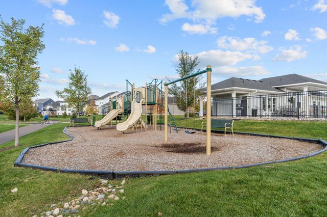 10950 38th Court N, Lake Elmo, MN 55042