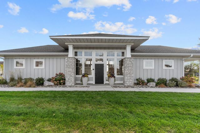 10950 38th Court N, Lake Elmo, MN 55042