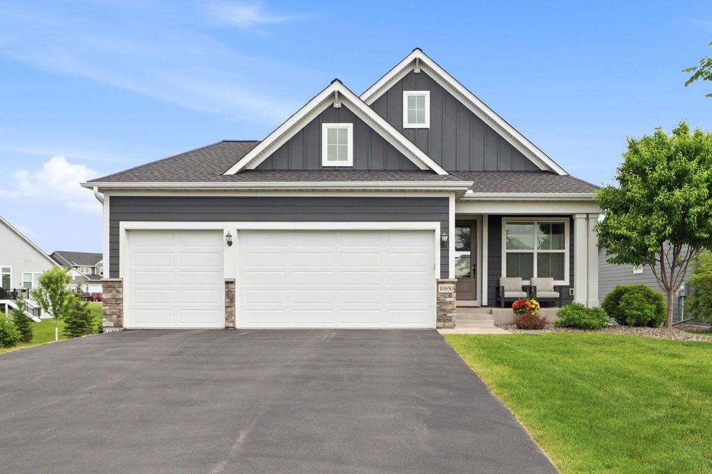 10950 38th Court N, Lake Elmo, MN 55042 — photo 2