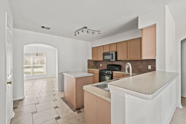 16115 Sheldon Ridge Way, Houston, TX 77044