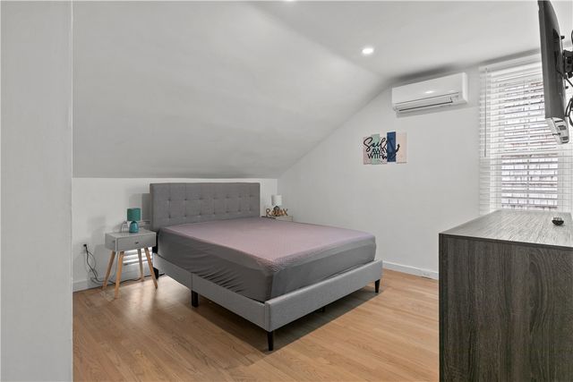 13 Sherman Street 3, Newport, RI 02840