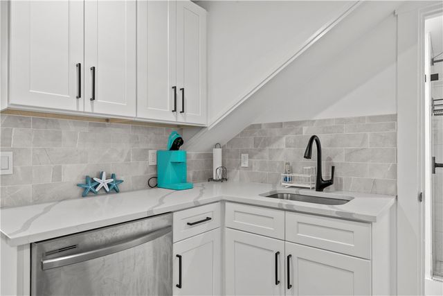 13 Sherman Street 3, Newport, RI 02840