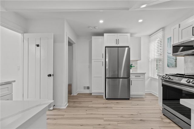 13 Sherman Street 3, Newport, RI 02840