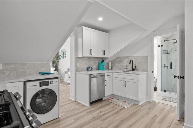 13 Sherman Street 3, Newport, RI 02840