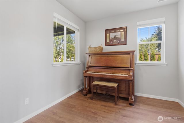 2344 NE Winlock Way, Poulsbo, WA 98370
