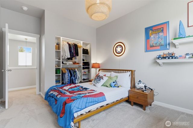 2344 NE Winlock Way, Poulsbo, WA 98370