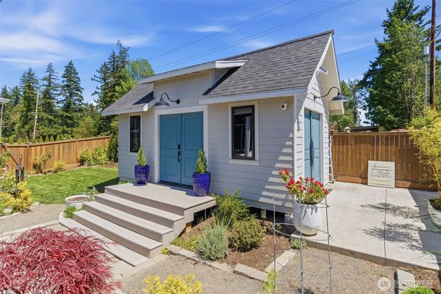 2344 NE Winlock Way, Poulsbo, WA 98370