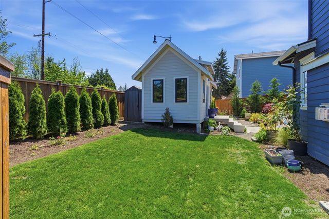 2344 NE Winlock Way, Poulsbo, WA 98370