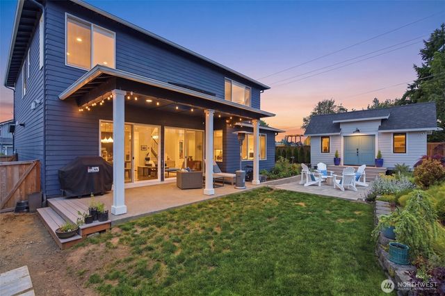 2344 NE Winlock Way, Poulsbo, WA 98370