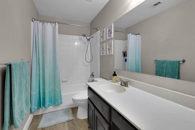 2315 Arnie LN, Round Rock, TX 78664
