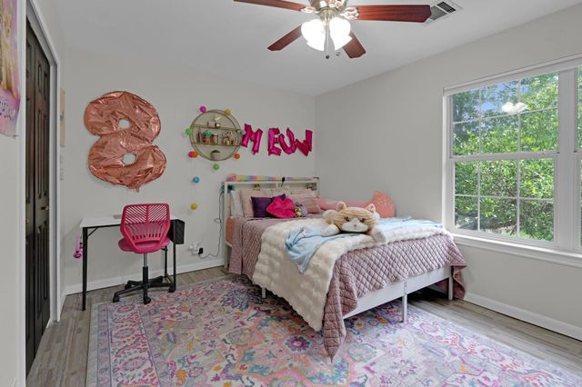 2315 Arnie LN, Round Rock, TX 78664