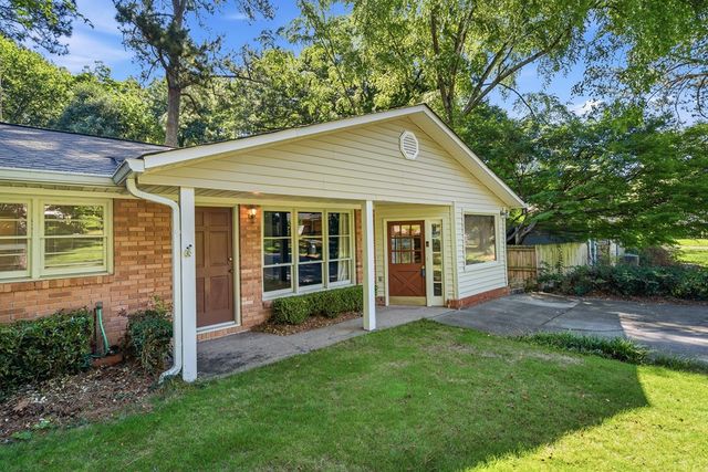 909 Valentine St, Dalton, GA 30720