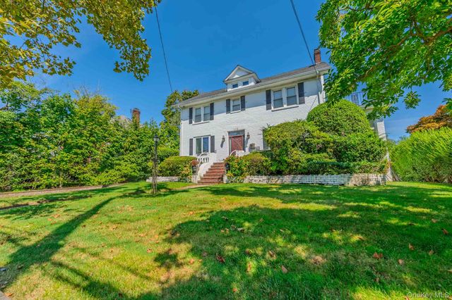 112 Harrison Street, Lawrence, NY 11559