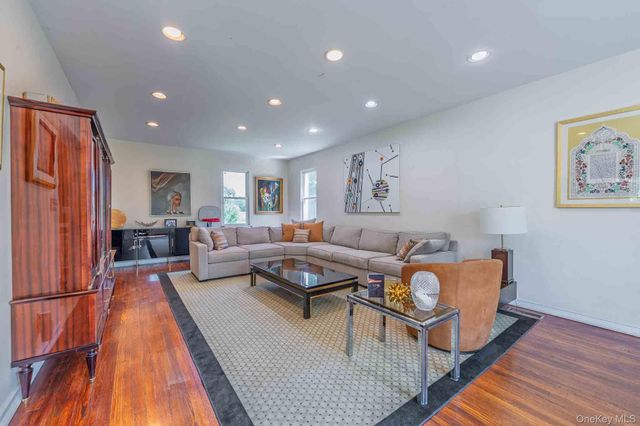 112 Harrison Street, Lawrence, NY 11559