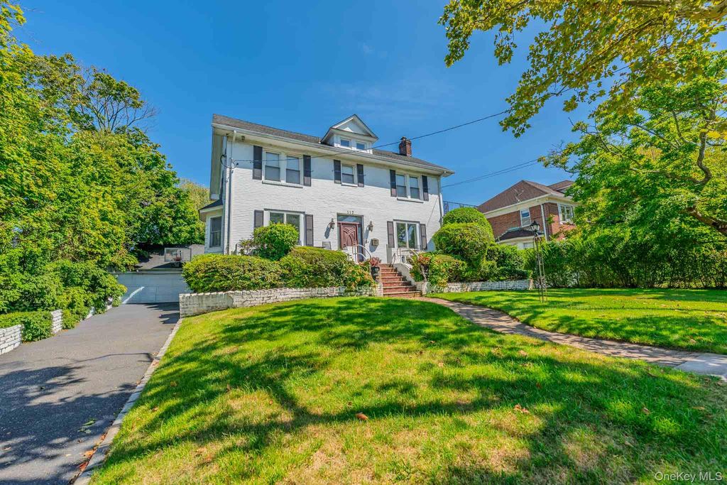 112 Harrison Street, Lawrence, NY 11559 — photo 3
