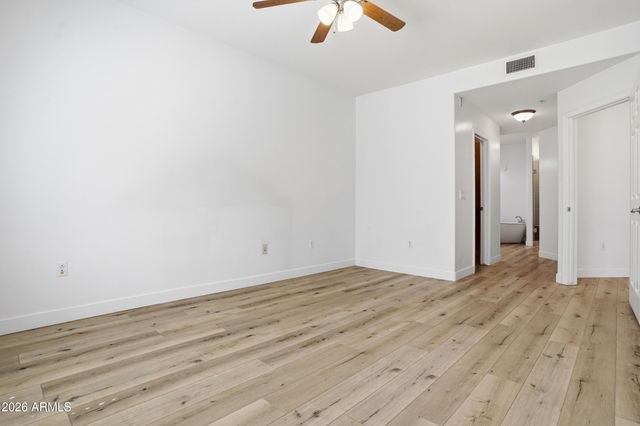 5350 E DEER VALLEY Drive 2435, Phoenix, AZ 85054