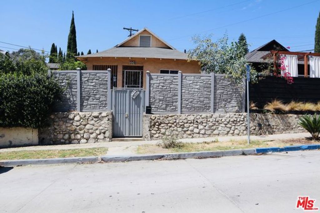 338 W Avenue 37, Los Angeles, CA 90065
