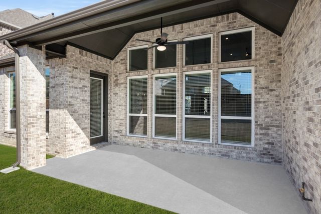 9925 Casa Frontera Drive, Fort Worth, TX 76179