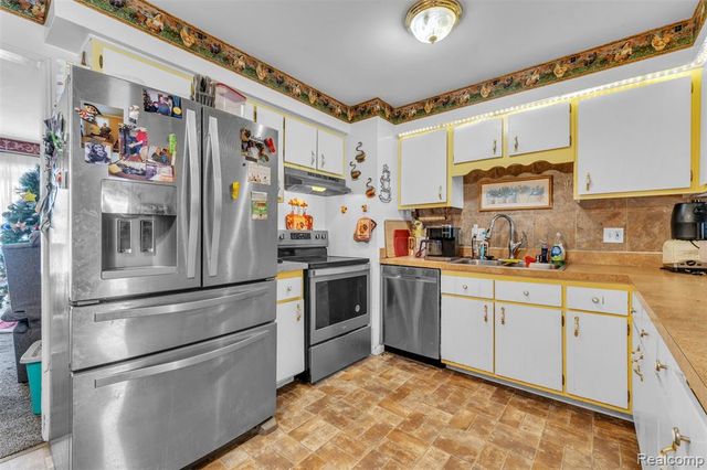 47349 Nita Drive, Shelby Twp, MI 48317