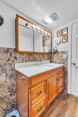 47349 Nita Drive, Shelby Twp, MI 48317