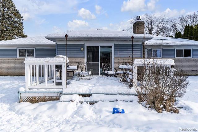 47349 Nita Drive, Shelby Twp, MI 48317