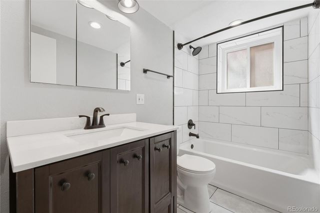 1759 N Gilpin Street 102, Denver, CO 80218