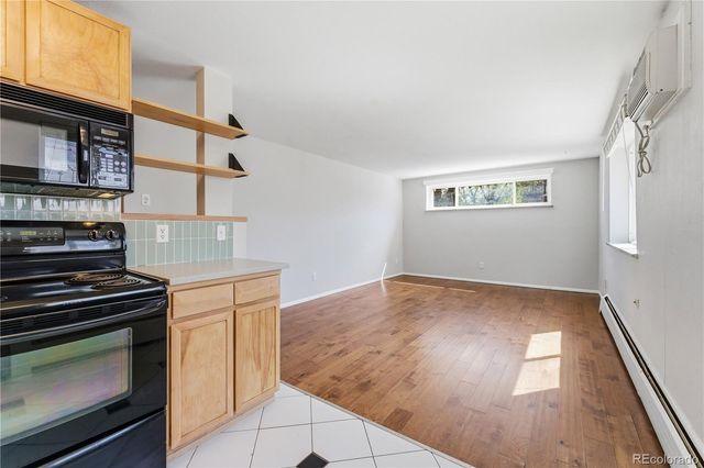 1759 N Gilpin Street 102, Denver, CO 80218