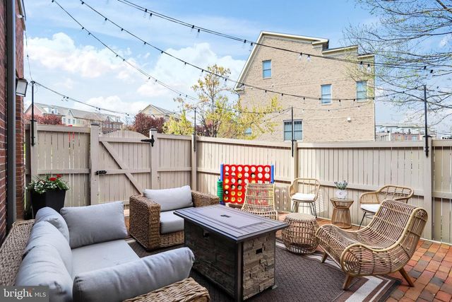 6014 NEW HAMPSHIRE AVE NE, Washington, DC 20011