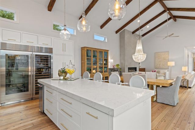599 Dario DR, Dripping Springs, TX 78620