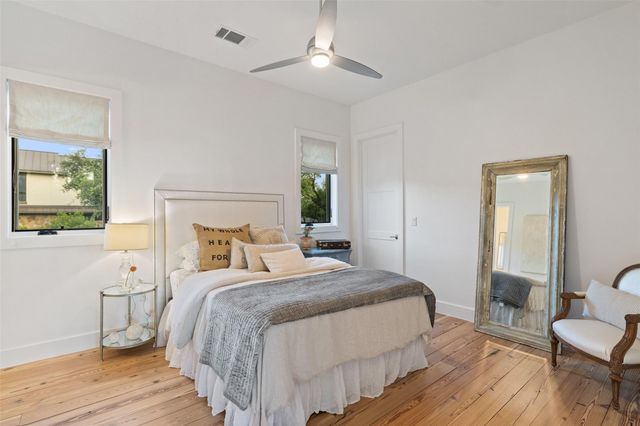 599 Dario DR, Dripping Springs, TX 78620