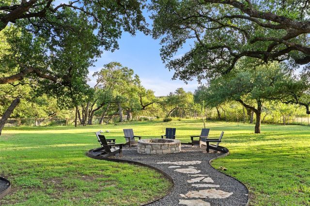 599 Dario DR, Dripping Springs, TX 78620