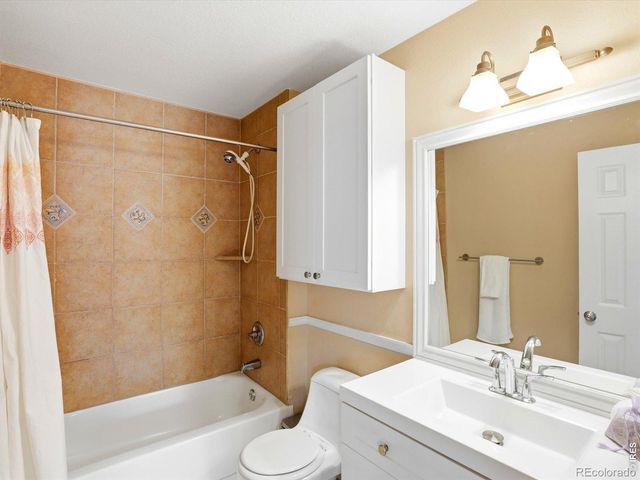 4837 White Rock Circle H, Boulder, CO 80301