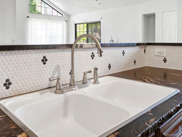 4837 White Rock Circle H, Boulder, CO 80301